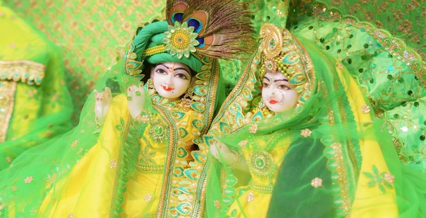 Laddu Gopal idol at home