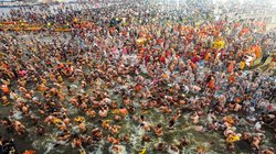 After Mahakumbh: महाकुंभ खत्म, लेकिन श्रद्धालुओं की आस्था कायम, संगम पर उमड़ रही भीड़; जानिए वजह