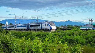 Vande Bharat Train, Vande Bharat News, Vande Bharat News Today