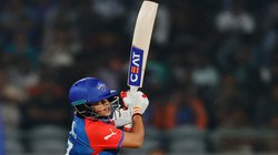 WPL 2024: भारतीय टीम से बाहर चल रही खिलाड़ी की तूफानी पारी, 1 ओवर में ठोके 22 रन; 238 के स्ट्राइक रेट खेली पारी