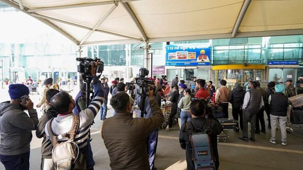 amritsar airport| illegal immigration| donald trump