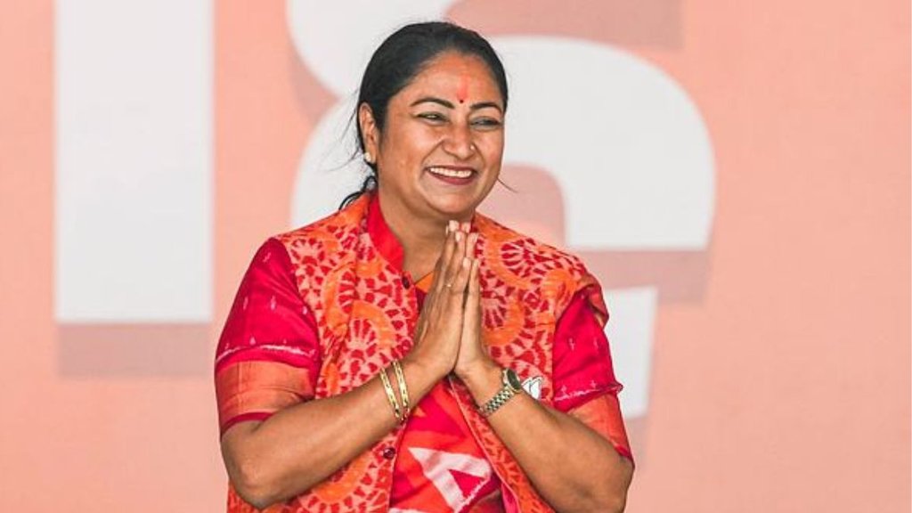 delhi new cm| rekha gupta| sheesh mahal