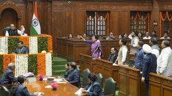 संपादकीय: दिल्ली शराब घोटाले में अनियमितता की परतें, पूर्व डिप्टी सीएम ने किया था नजरअंदाज