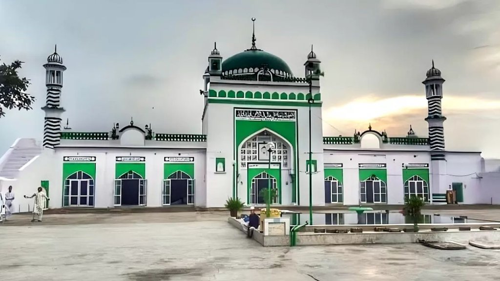 jama masjid, sambhal news, sambhal survey