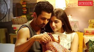 Bollywood News LIVE