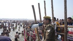 MahaKumbh 2025: मुफ्त भोजन से लेकर फ्री मेडिकल तक, जानें महाकुंभ जा रहे भक्तों के लिए तीर्थ यात्री सेवा में क्या-क्या मिलेंगी सुविधाएं