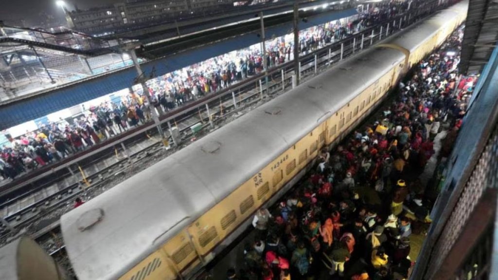 new delhi railway station | stempede |