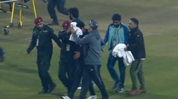 Champions Trophy: क्या पाकिस्तान के खिलाफ प्लेइंग इलेवन में शामिल होंगे रचिन रविंद्र? टॉम लैथम ने दी इंजरी पर अपडेट