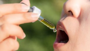 Discover the Benefits of Oil Pulling for a Healthier Mouth