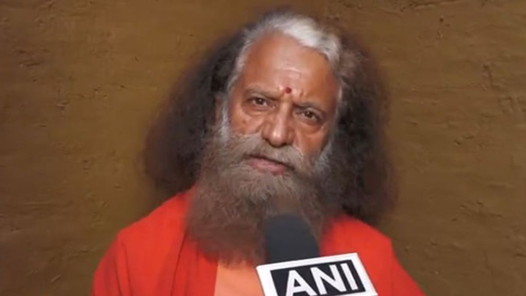 prayagraj | chidanand saraswati | yamuna |