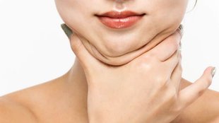 sharp jawline exercise