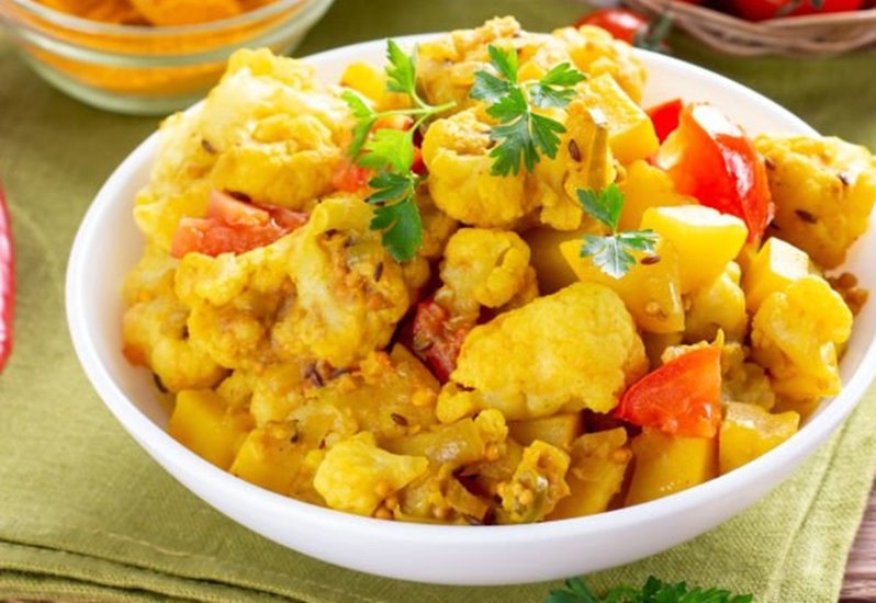 Curry roasted cauliflower