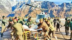 Uttarakhand Avalanche: चार मौतें, पांच लापता… चमोली हादसे के बाद रेस्क्यू टीम को सफलता तो मिली, कई चुनौतियां अभी भी बरकरार