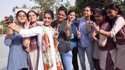 BSEB, Bihar Board 12th Result 2025: बिहार बोर्ड 12वीं का रिजल्ट जारी, 5 लाख से अधिक छात्र फर्स्ट डिवीजन से पास