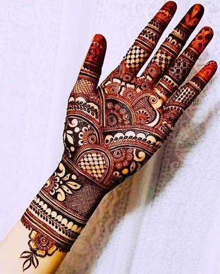 Best Mehndi Designs for Navratri