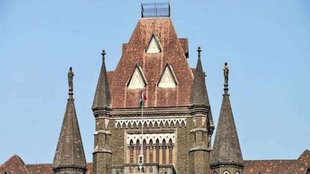 Ye Reshmi Zulfein case, Bombay High Court hair comment ruling, Singing Ye Reshmi Zulfein not harassment
