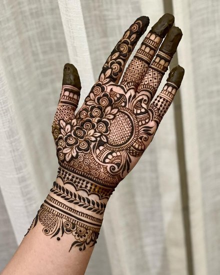 Chaitra Navratri 2025 Mehndi Designs