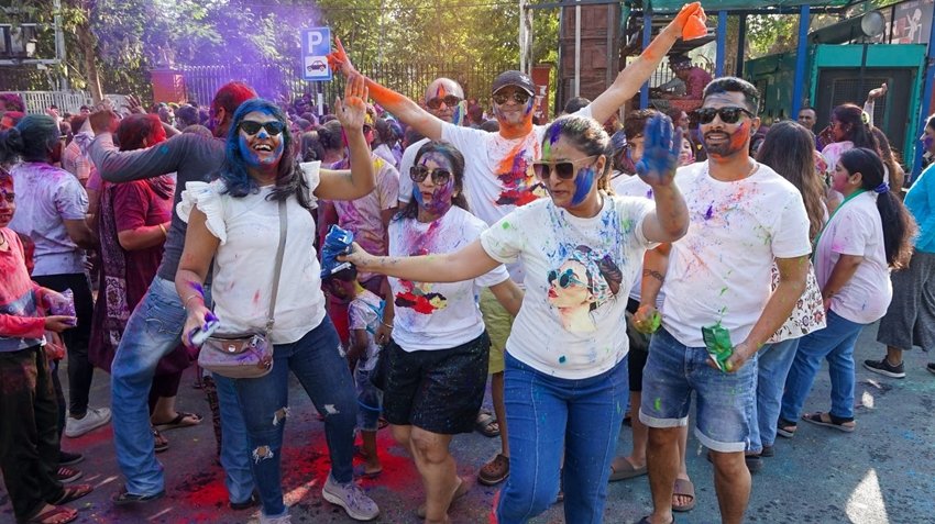 Color festival in Vadodara