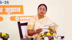 Mahila Samman Yojana: दिल्ली की महिलाओं का इंतजार खत्म! कल मिल सकती है गुड न्यूज, ₹2500 वाली स्कीम पर लगेगी कैबिनेट की मुहर