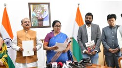 दिल्ली रेखा सरकार का बड़ा तोहफा, 1.63 लाख छात्रों को मिलेगी NEET- CUET की फ्री कोचिंग, बस ये है एक शर्त