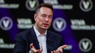Elon Musk | X Down | X Crashed