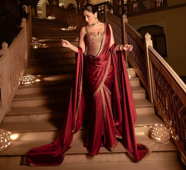 kareena Kapoor Khan in IIFA Award