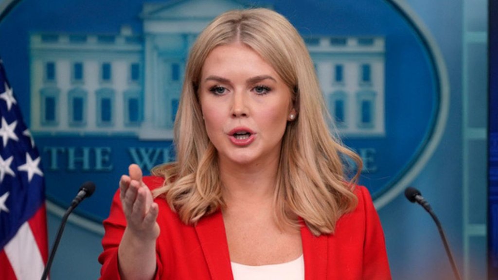 White House press secretary Karoline Leavitt: व्हाइट हाउस प्रेस सचिव कैरोलिन लेविट (AP)
