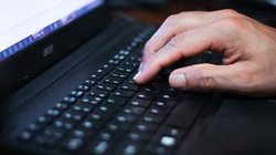 बुजुर्ग दंपति ने साइबर ठगी में खोए 50 लाख रुपये, लगातार उगाही से तंग आकर की आत्महत्या