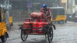 LPG Price Hike: आज से महंगा हुआ 19KG वाला एलपीजी सिलेंडर, जानें दिल्ली-मुंबई-कोलकाता-चेन्नई में क्या है दाम