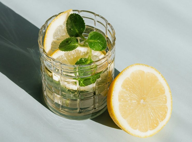 Lemon mint detox water