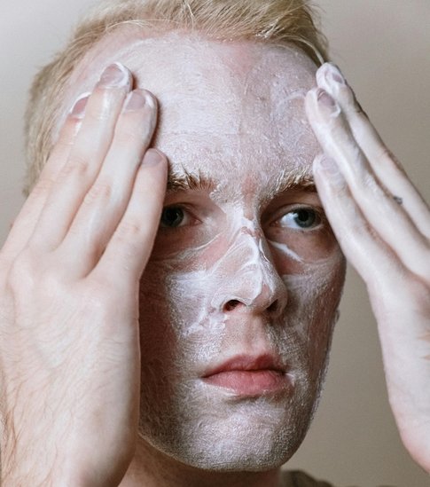 Male acne causes