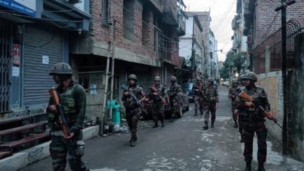Manipur shutdown ends, Manipur