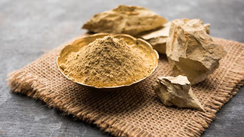 multani mitti, multani mitti lagane ke fayde, multani mitti lagane ke nuksan