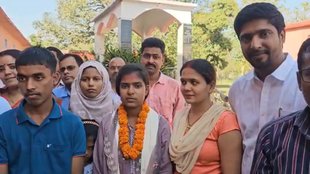 Bihar Board 10th Result 2025, Bihar Topper Sakshi Kumari, Samastipur Bihar Result,