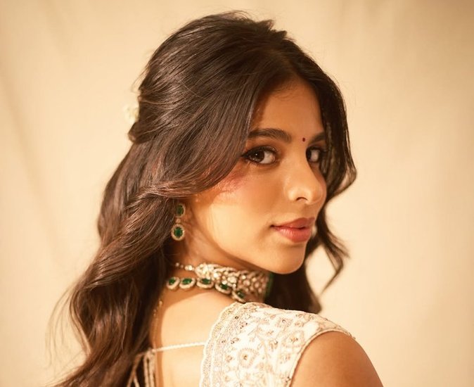 Suhana Khan Holiday Photos