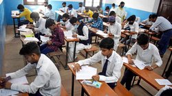 UP Board Exam 2025: यूपी बोर्ड कल से शुरू करेगा कॉपियों की चेकिंग, जानें कब आएगा रिजल्ट