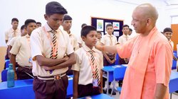 Summer Camp in UP: गर्मियों की छुट्टी जाया नहीं जाने देगी योगी सरकार, स्कूलों में लगेंगे समर कैंप