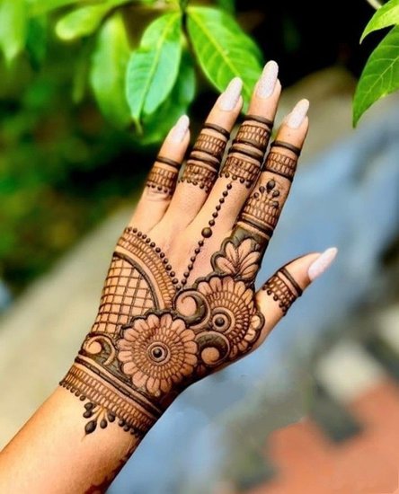 Unique Holi Mehndi ideas