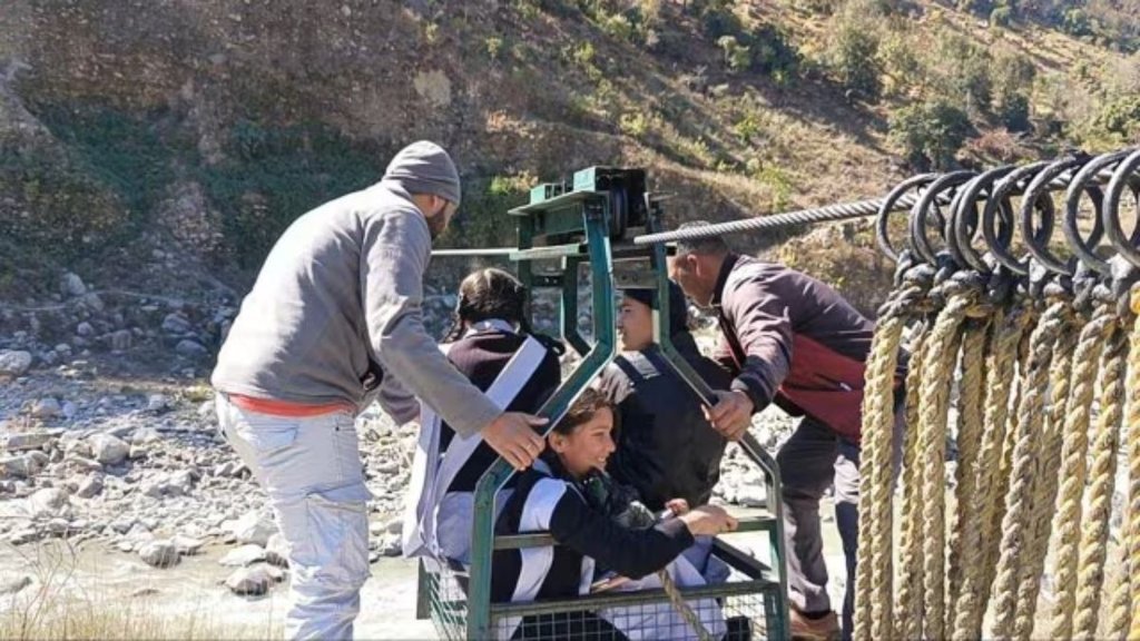 Uttarakhand News | School in UK | Trolly ride in uttarakhand