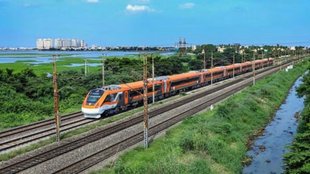 Vande bharat Express, Lucknow-Chhapra Vande Bharat Train, Vande Bharat Express