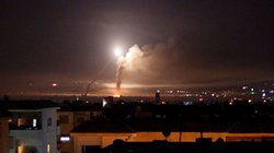 इजरायल की सीरिया पर एयर स्ट्राइक, 200 से ज्यादा की मौत की आशंका, सीजफायर टूटने का खतरा