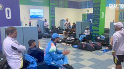 IND vs NZ: विराट कोहली बने बेस्ट फील्डर पर चोरी हो गया मेडल, ड्रेसिंग रूम में ही पकड़ लिया गया चोर; देखें Video