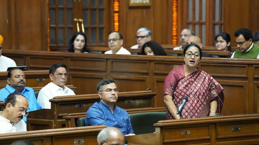 Delhi Budget 2025, delhi cm rekha gupta,