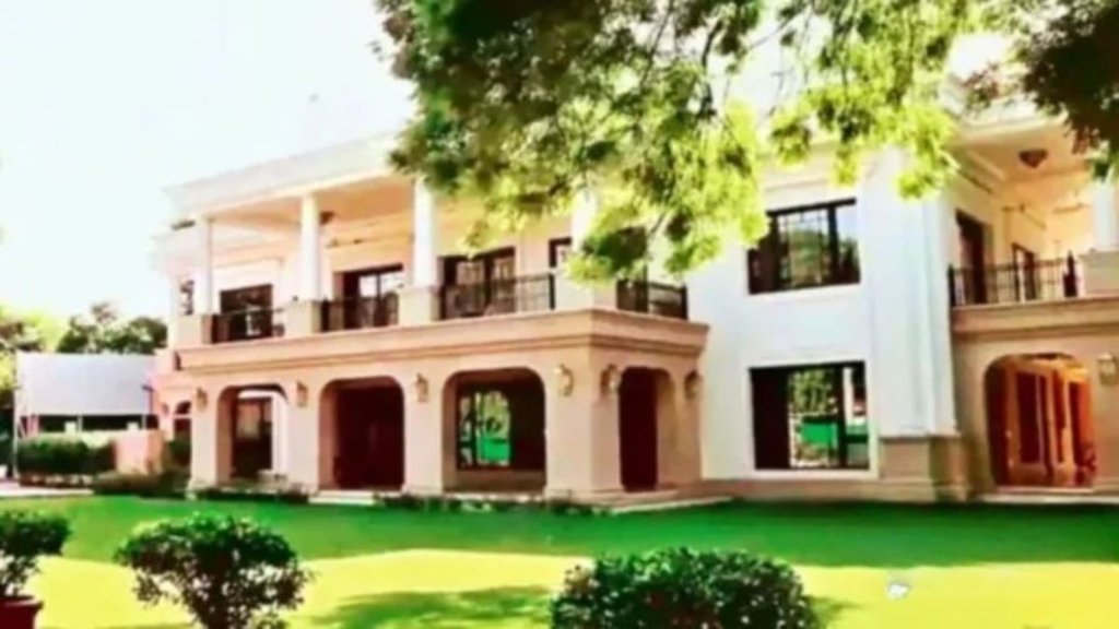 delhi | sheeshmahal | rekha gupta |