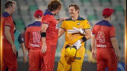 40 साल के बल्लेबाज ने 39 गेंदों में ठोके 83 रन , वर्ल्ड कप चैंपियन की टीम को मिली हार