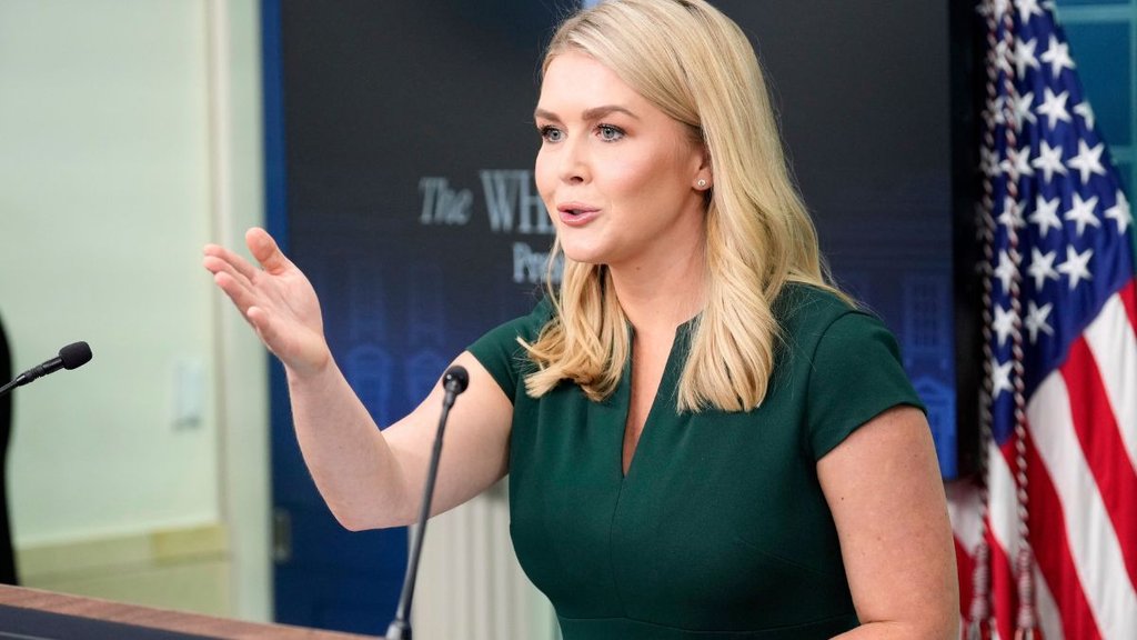 karoline leavitt| USA press secreatry| America