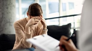 mood changes during perimenopause, mood changes during menopause, menopause, Mood changes, depression, irritability, health news
