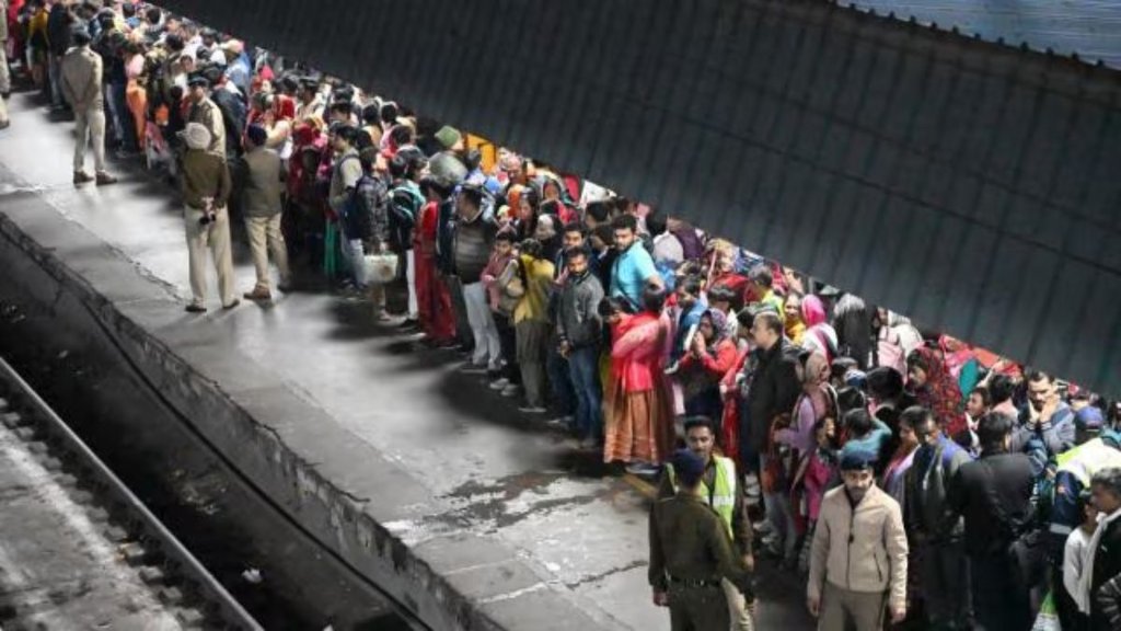 Delhi, Railway Station Stampede, Suspended Officer, Railway New Posting,