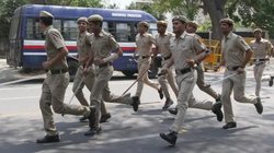 Noida News: GST विभाग के डिप्टी कमिश्नर ने नोएडा में की आत्महत्या, कैंसर से थे पीड़ित