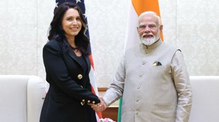 Tulsi Gabbard, Tulsi Gabbard meets modi, Tulsi Gabbard in india,